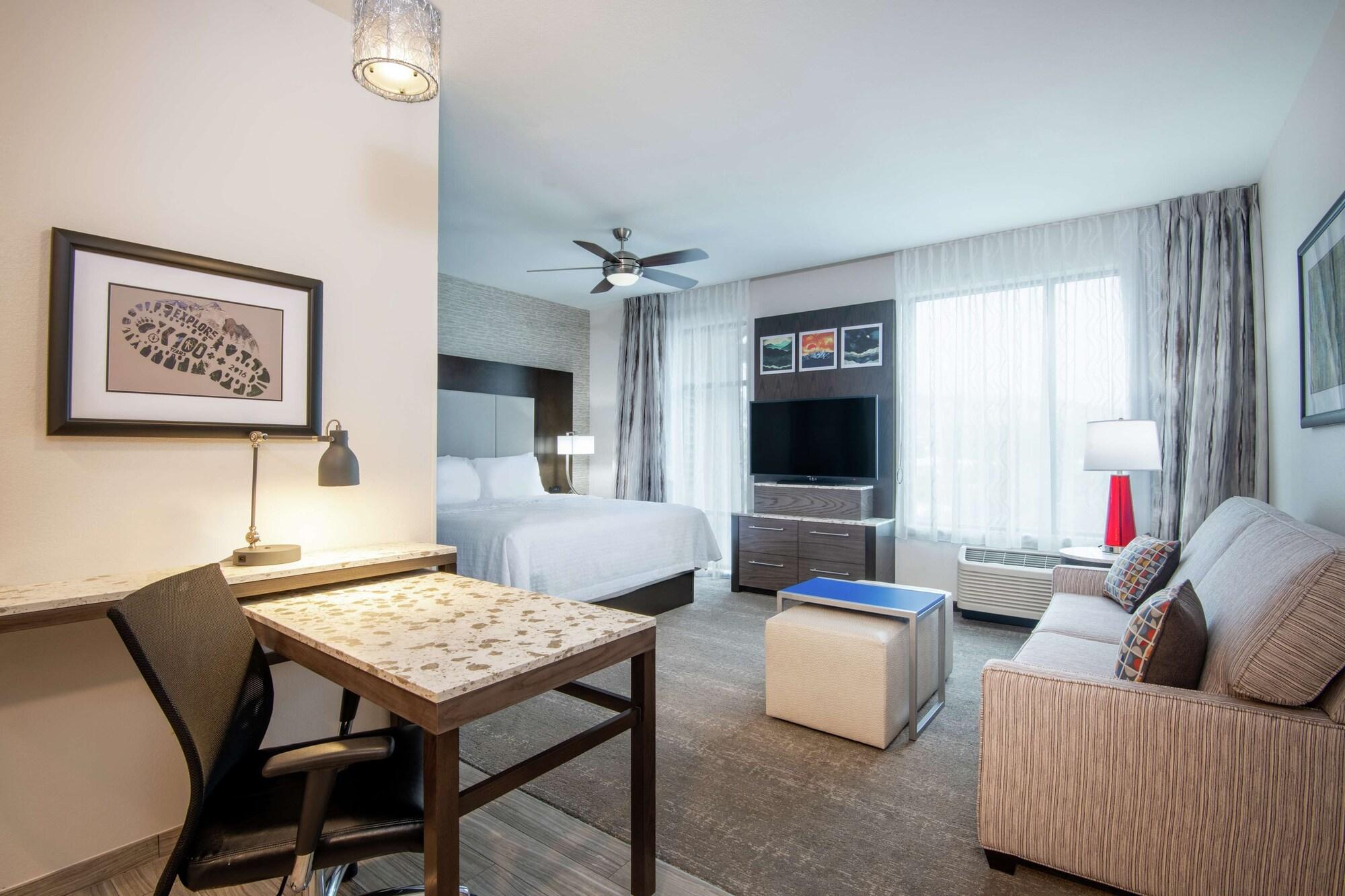 Homewood Suites By Hilton Стимбот Спрингс Экстерьер фото